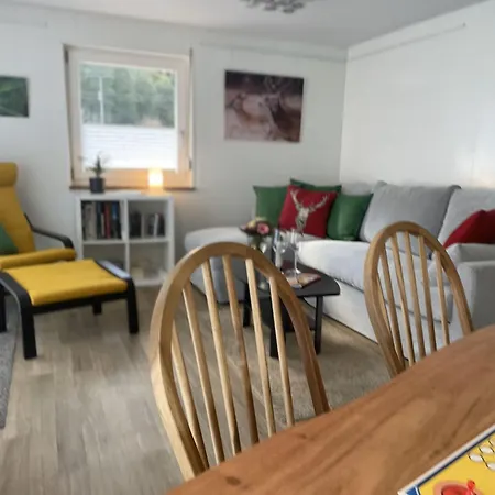 Hirschle | Sauna | Hunde | Zaun *